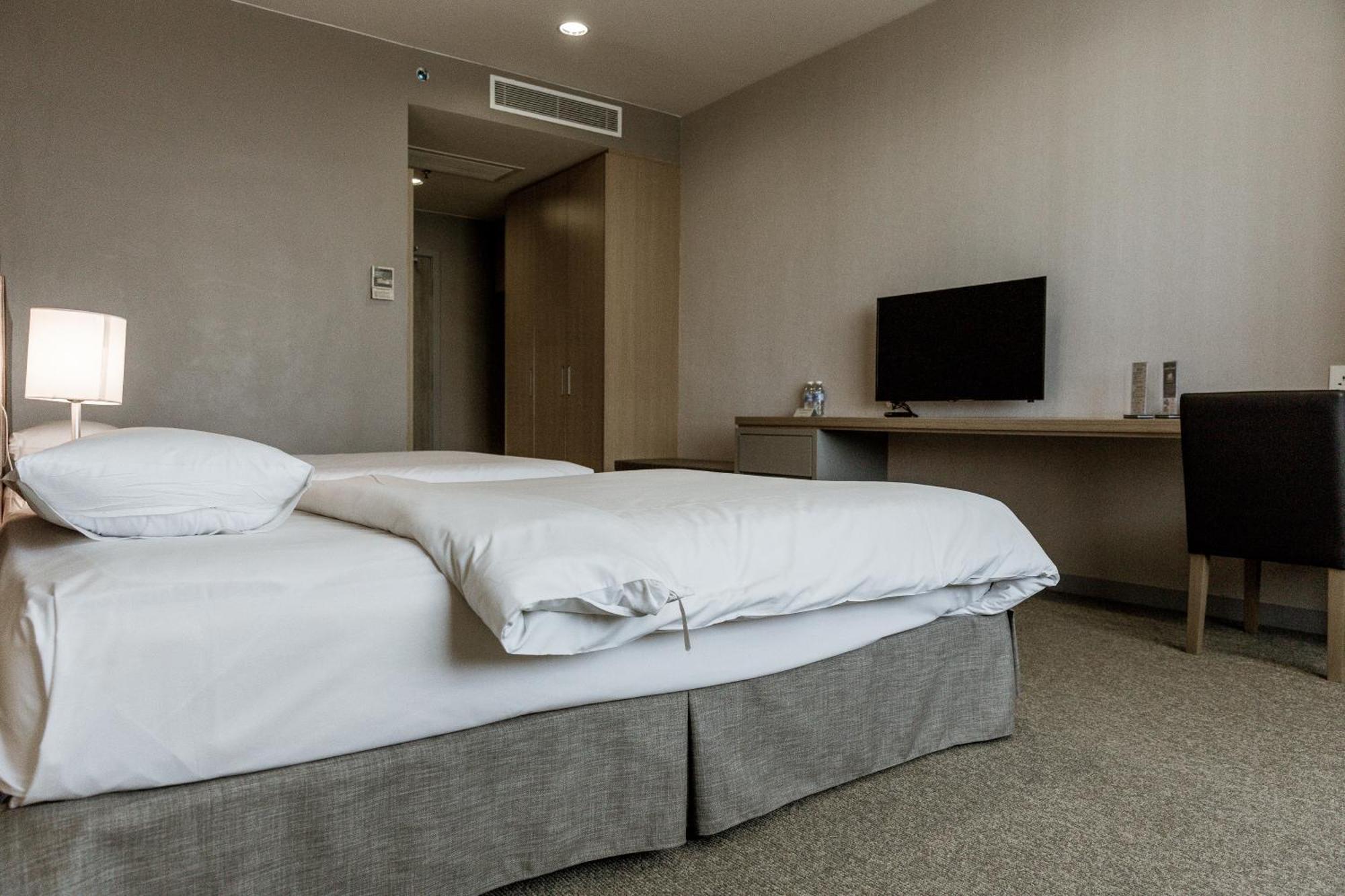 Hotel N°5 Kota Kinabalu Extérieur photo