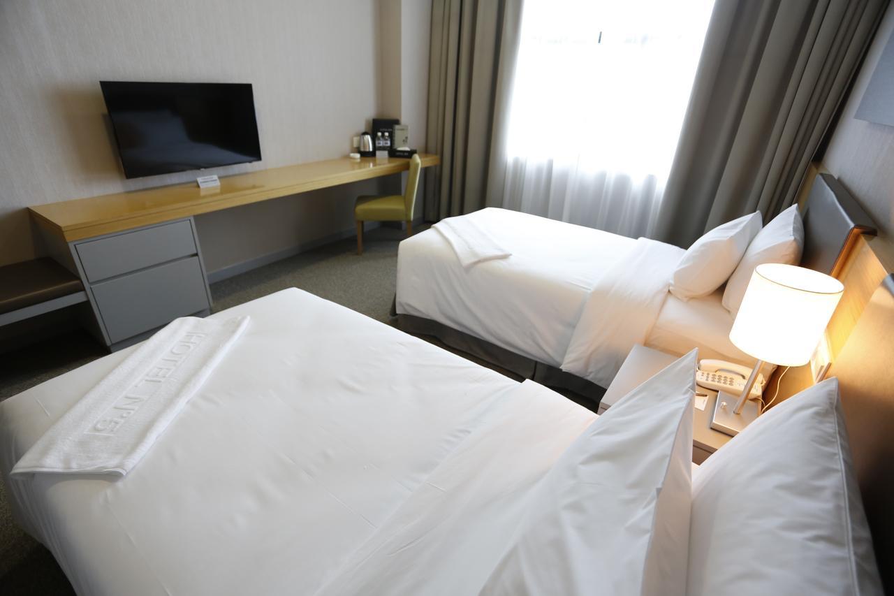 Hotel N°5 Kota Kinabalu Extérieur photo
